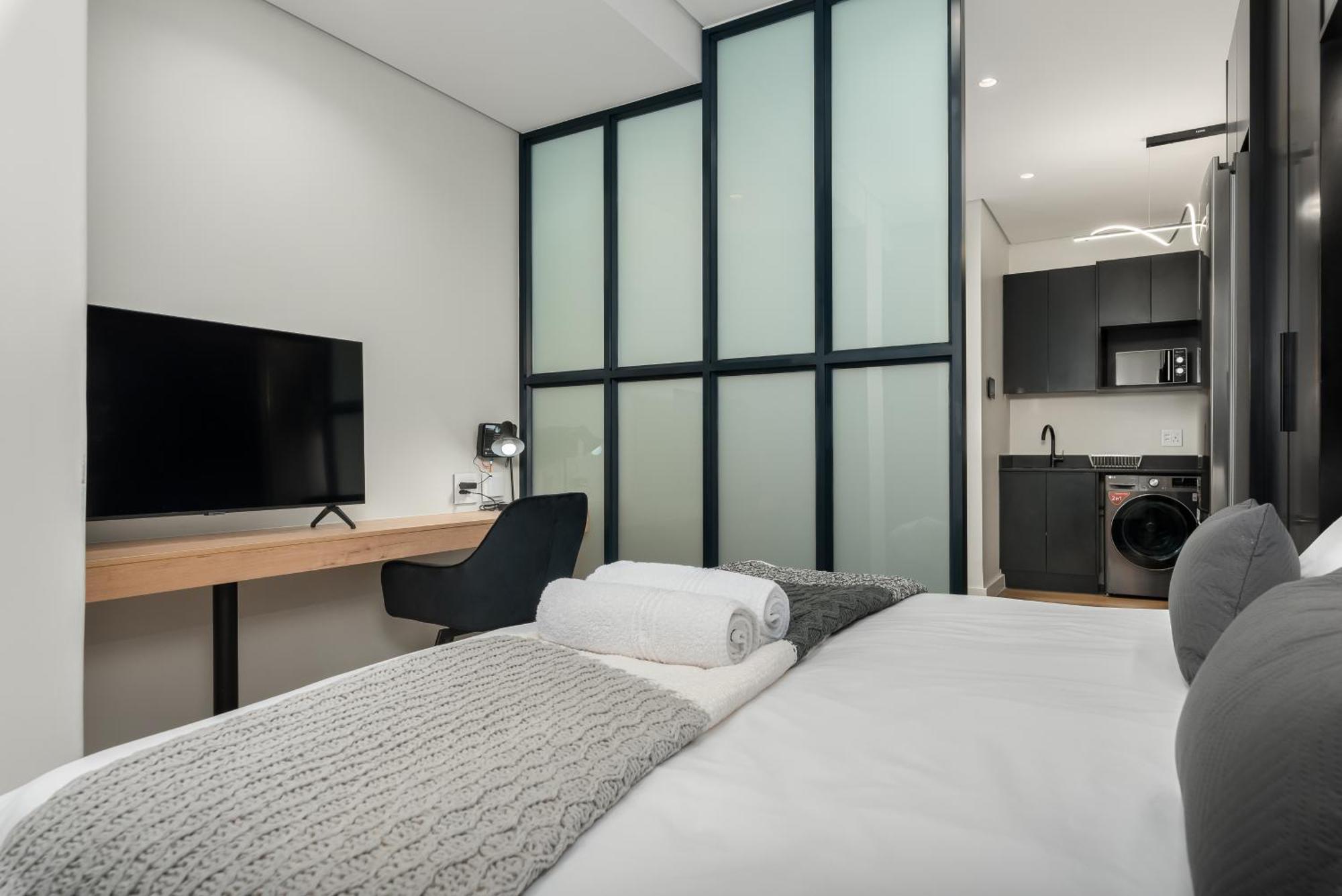 The Carrington Luxury Apartment *